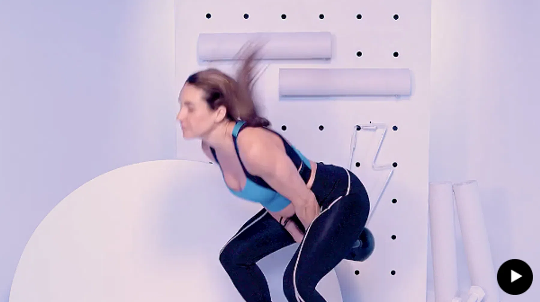 kettlebell swing